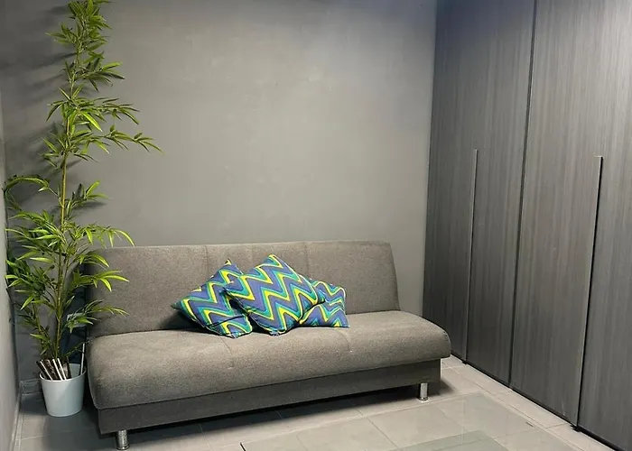 Hv Decumanus アパート ナポリ