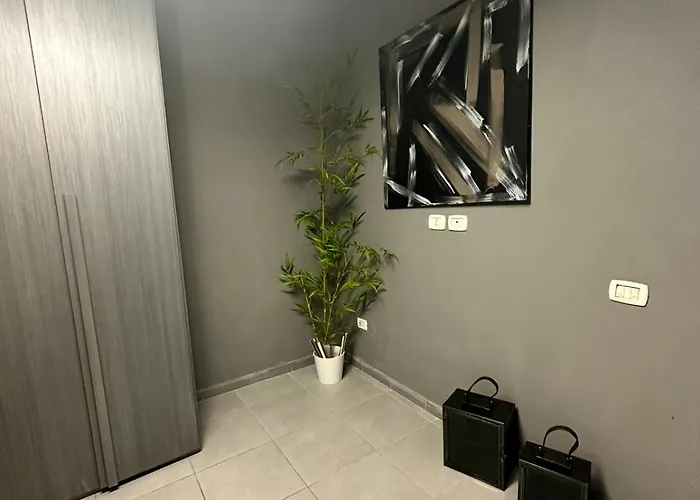 Hv Decumanus * Неаполь